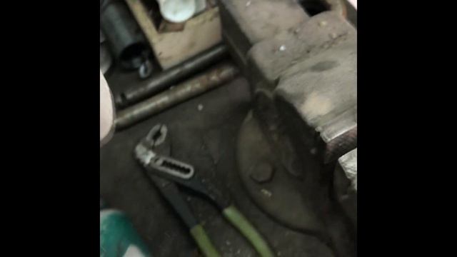 Ремонтные материалы и инструменты