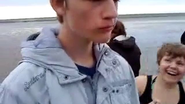 Wattwurm gut gekaut смотреть онлайн