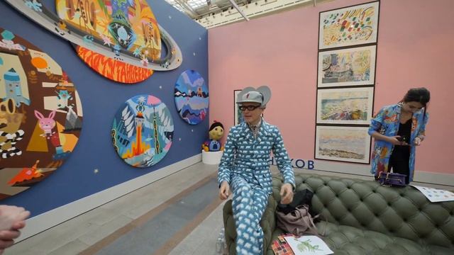 Что такое современное искусство в России? COSMOSCOW. Часть 1.