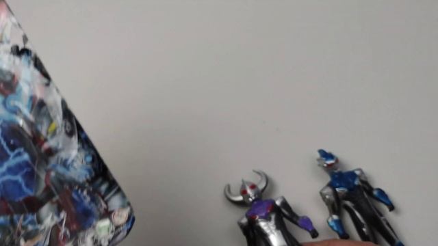 Unboxing Mainan Ultraman Scooter, Ultraman Aqua Blu dan Ultraman R/B/Ultraman Ruebe. смотреть онлайн