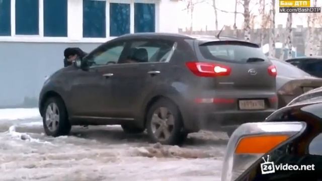 Забыла снять с ручника хD Приклол смотреть онлайн