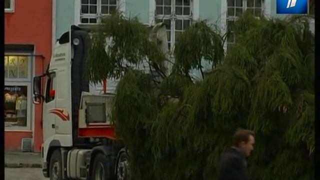 Главная елка страны уже на установлена смотреть онлайн