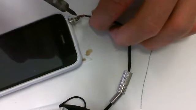 How to Solder New Headphone Plug Sennheiser PCX 200 Repair смотреть онлайн