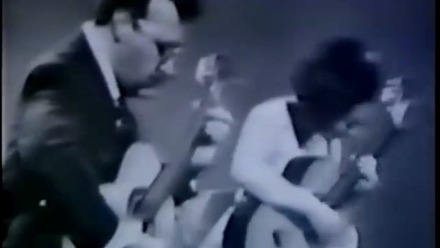 Ida Presti and Alexandre Lagoya plays Manuel de Falla смотреть онлайн