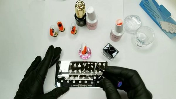 СТЕМПИНГ ЛАКОМ PARIS NAIL И ПЛАСТИНАДЛЯ СТЕМПИНГА  SWANKY #мк#стемпинг#SWANKY#ЛУИФИЛИПП