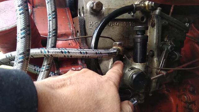 Трактор Т-16. Замена ТНВД.