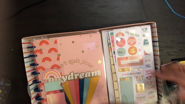 Happy Planner ”Don’t Quit Your Daydream” Student Planner Kit and Sticker Book Flip Through смотреть онлайн