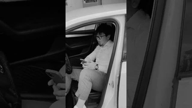 U KELMAYDI JAVA ADUWI XURMATASZ JIGAR ✊UZUR LEKIN YAXSHI KORIP AYITIK BU QOSHIQDI смотреть онлайн