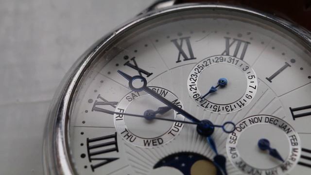 Магическое зеркальное время 10:01 на часах – что оно значит в ангельской нумерологии? смотреть онлайн