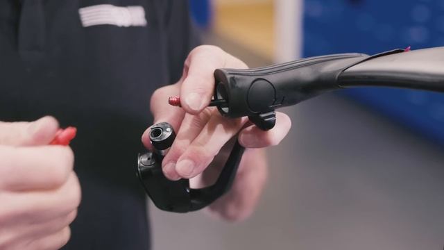 Cadex Tri Bike 2023 I Kristian Blummenfelt I SUB 7 World Record I World Champion 70.3 2022 I Giant смотреть онлайн