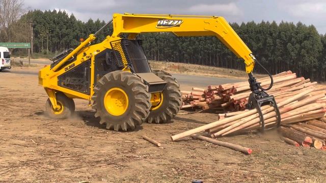 Dezzi DL36B 3-Wheel Logger sorting 2.4m lengths on zone смотреть онлайн