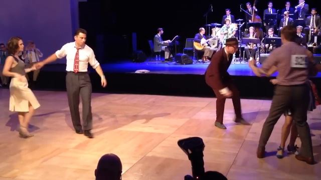 Steve Sayer and Chandrae (Chanzie) Roettig Slow Dance Ultimate Lindy Showdown 2014 Song 1 смотреть онлайн