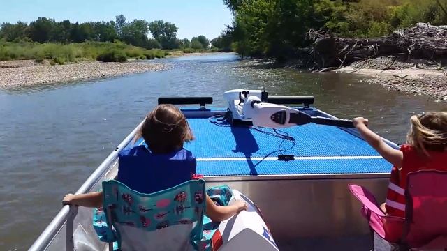 1652 Blazer 40hp Mercury outboard jet in Idaho. смотреть онлайн