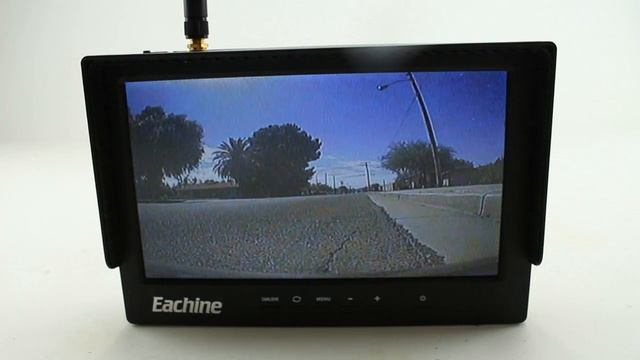 Eachine LCD 5800D 5.8G 40CH 7 Inch HD FPV Monitor with DVR Built-in Battery смотреть онлайн