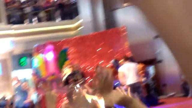 Красная Площадь Новороссийск 11 октября день рождение ТРЦ Красной площади