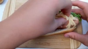 ВКУСНАЯ ЗАКУСКА, СОСИСКА В БУЛКЕ «ХОД-ДОГ».