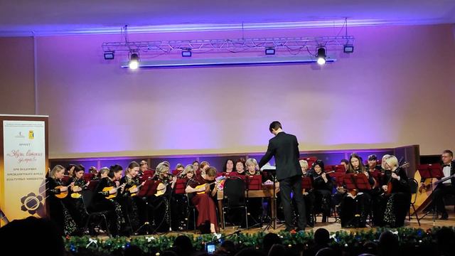 Н. Будашкин, концерт для домры и фортепиано, 2 часть "Думка" ОРНИ им. Ф.Шаляпина смотреть онлайн