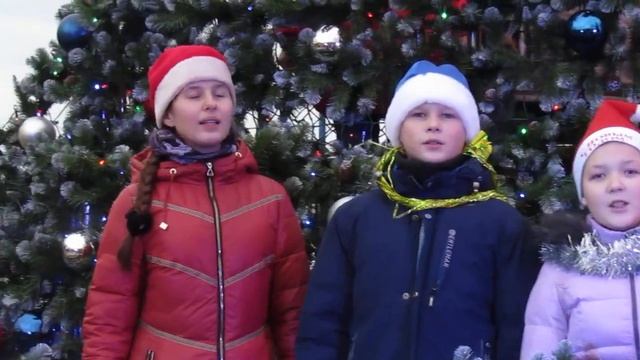 Музыка Владимира Синенко, стихи Савелия Уриха «В мире музыки живём» смотреть онлайн