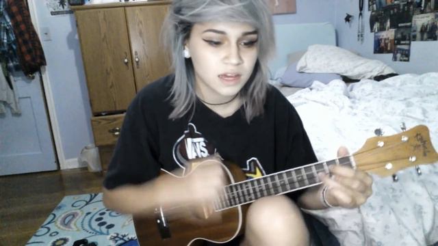 TROUBLE BY HALSEY - UKULELE COVER | Kylie The Jellyfish