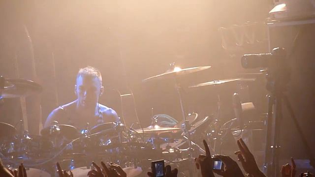 Shannon Leto (30 Seconds To Mars) during The Kill @ Batschkapp, Frankfurt смотреть онлайн