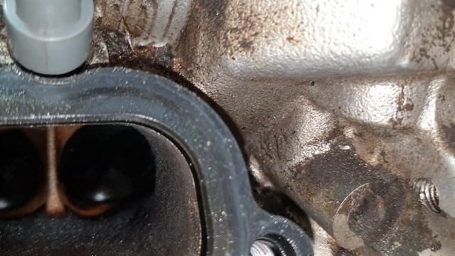 Небольшой осмотр деятельности форсунок denso по впускным каналам, непосредственно у вп.клапанов смотреть онлайн