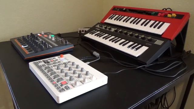 Arturia DrumBrute Impact - Yamaha Reface CP - Yamaha Reface YC - Elektron Model:Samples смотреть онлайн