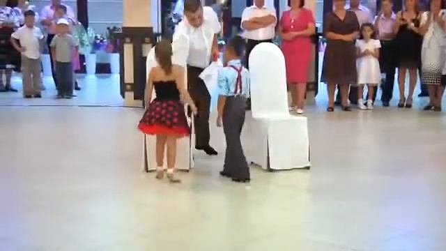 Будущие звезды танцев! смотреть онлайн