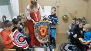 «Знакомство детей с русской избой и с предметами ее обихода».