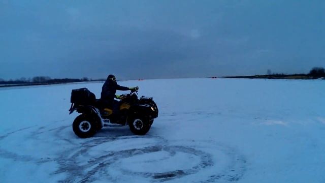 Аня крутит жучка. смотреть онлайн