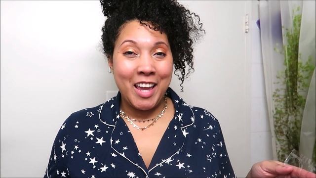 Protect That Hair! MYK Silk Pillowcase | Ashkins Curls смотреть онлайн