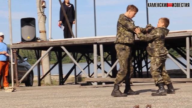 День флага России 22 08 2023 . КАМЕНЬ-НА-ОБИ . смотреть онлайн