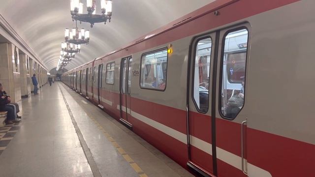 Метропоезд 