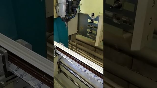 Фрезеровка под ручку в алюминиевом профиле с ПВХ пазом смотреть онлайн