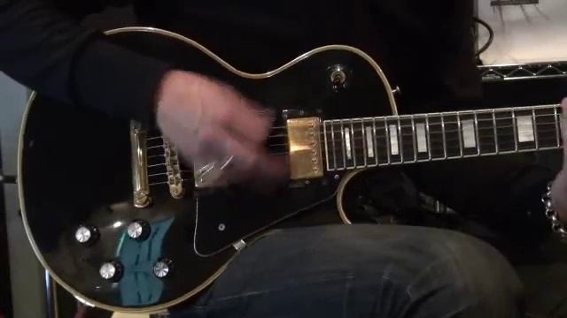 Gibson USA Les Paul Custom 79年製 Black Beauty смотреть онлайн