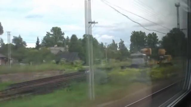 Из окна поезда 49 СПб - Брест, ст. Оредеж смотреть онлайн