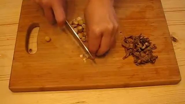 Форель фаршированная грушей и орехами смотреть онлайн