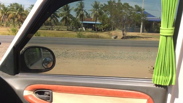 Ssangyong Istana Year 2001 Super Prime 15 Seats In Cambodia