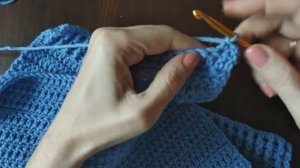 Красивый свитер крючком