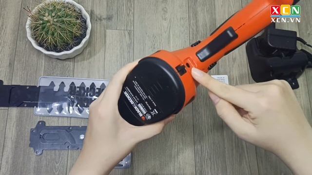 Máy Tỉa Lá, Cành Cây Cầm Tay Black & Decker - Pin Lithium 7V GSL700KIT смотреть онлайн
