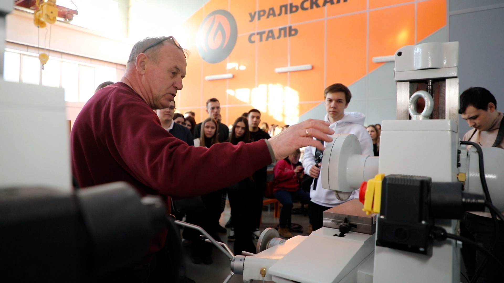 Переобучение с трудоустройством.