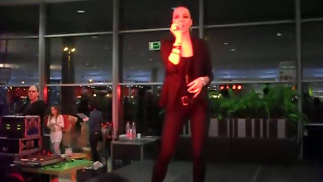 Péter Szabó Szilvia - Pink: Family Portrait смотреть онлайн