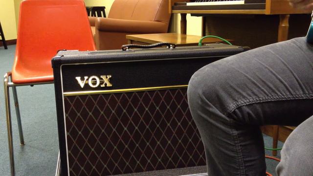 AC15c1 demo 72' Deluxe Tele Auqa Sparkle смотреть онлайн