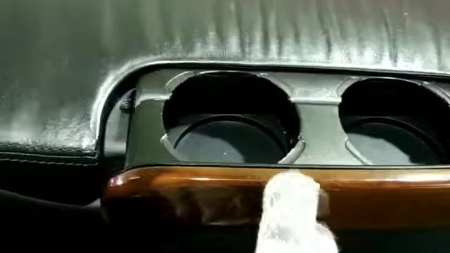 W220 коженный подлокотник С деревом смотреть онлайн