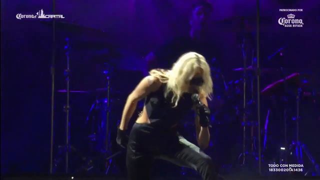 Miley Cyrus - Mother's Daughter + Speech (Live Corona Festival Mexico 2022) смотреть онлайн