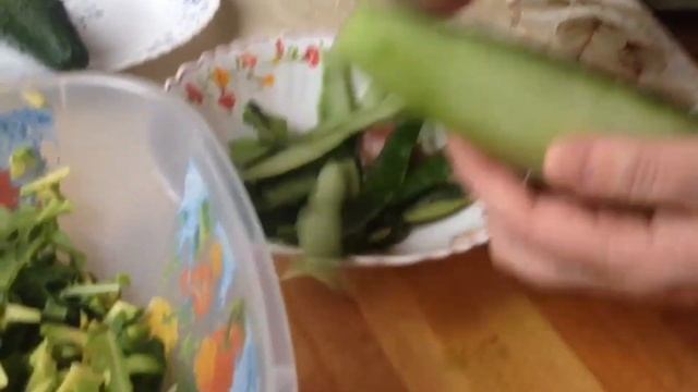 САЛАТ ИЗ РУККОЛЫ И АВОКАДО !!! смотреть онлайн