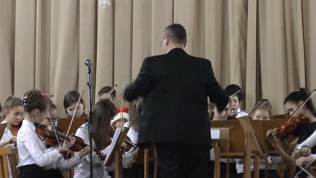 Strauss J. (son), Polka On the Hunt (Штраус И. (сын), Полька "На охоте") - children's orchestra смотреть онлайн
