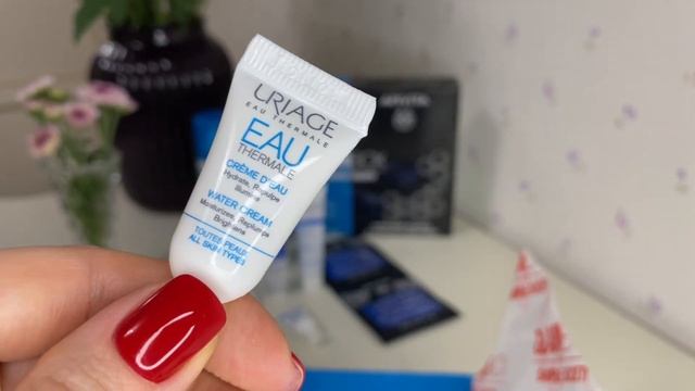 GLAMBOX - ??Uriage&Apivita ?? #glambox #бьютибокс #распаковка #макияж смотреть онлайн