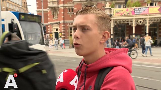 IPad ontploft in Apple Store смотреть онлайн