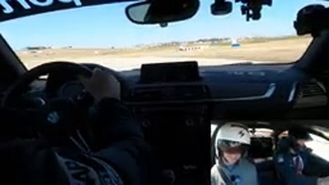 M2 COMPETITION VS TUNED M2 - TRACK DRIVING REVIEW смотреть онлайн