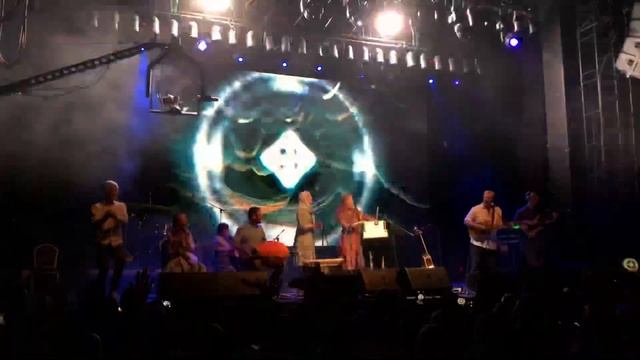 Hare Krishna Mantra (Ananda Monet & Jahnavi Harrison)